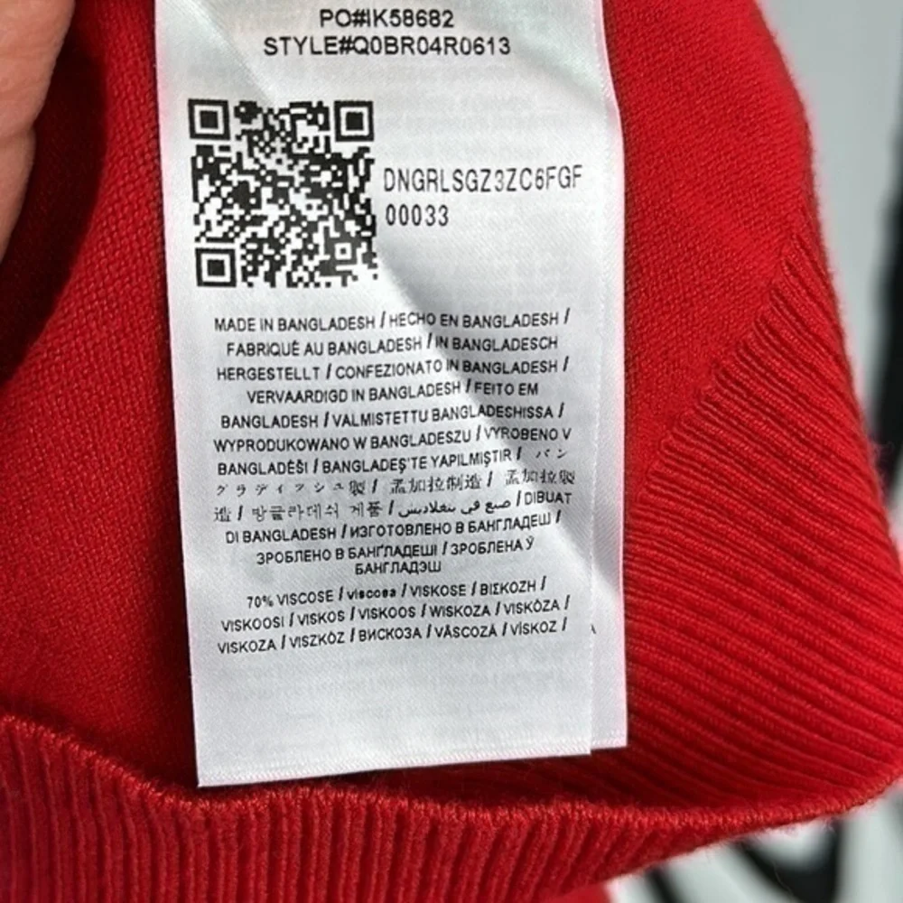 UEC Guess logo large stripe red sweater XS
